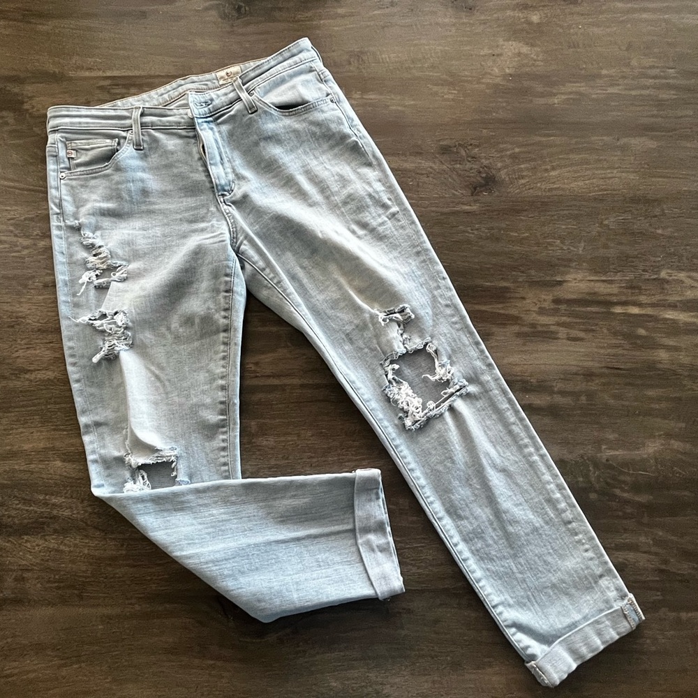 Size 28 AG Adriano Goldschmied 25” cropped, cuffed jeans